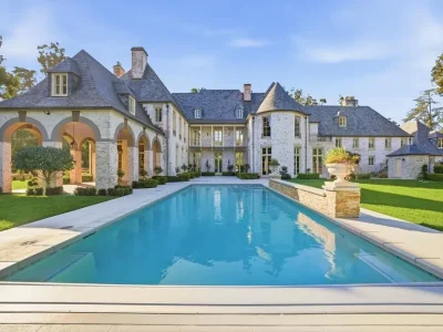 Bing Crosby's Legendary Hillsborough Estate, Rooted in California's Golden Era, Lists for $28.995 Million 1 Bing Crosbys Legendary Hillsborough Estate 1