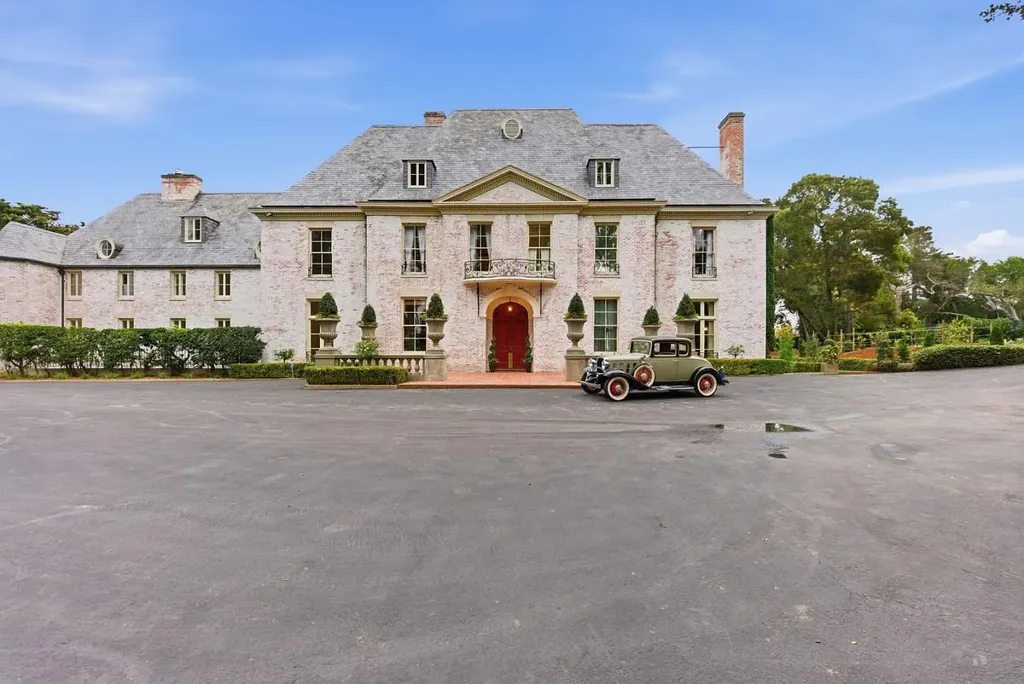 Bing Crosby's Legendary Hillsborough Estate, Rooted in California's Golden Era, Lists for $28.995 Million 2 Bing Crosbys Legendary Hillsborough Estate 7