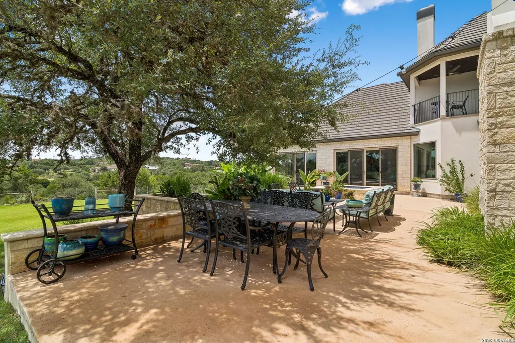 $3.5 Million Cordillera Ranch Estate Comes With a Rare Opportunity to Own a Jack Nicklaus Golf Membership 14 Cordillera Ranch Estate at 7 Muirfield Boerne TX 26