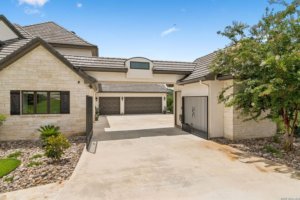 $3.5 Million Cordillera Ranch Estate Comes With a Rare Opportunity to Own a Jack Nicklaus Golf Membership 2 Cordillera Ranch Estate at 7 Muirfield Boerne TX 5