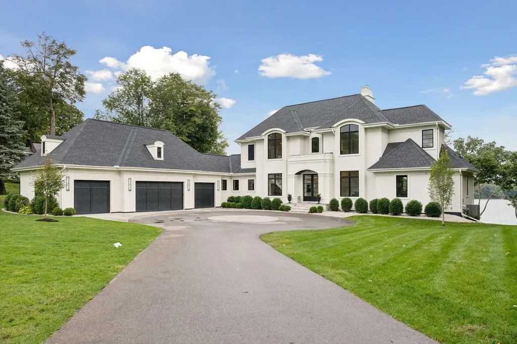 Exceptional $5.25 Million French Country Estate on Lake Minnetonka's Coveted North Arm Offers Turnkey Resort Living 4 Exceptional French Country Estate at 940 N Arm Dr Mound MN 5536401 5