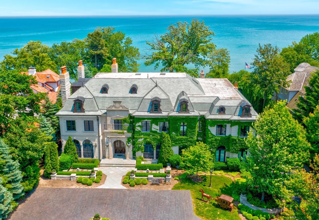 Illinois' Most Valuable Lakefront Estate Returns to the Market for $29.9 Million 2 Illinois Most Valuable Lakefront Estate at 319 Sheridan Rd Winnetka IL 2