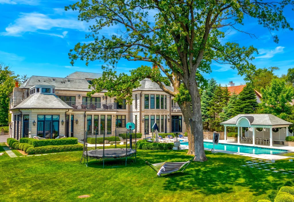 Illinois' Most Valuable Lakefront Estate Returns to the Market for $29.9 Million 17 Illinois Most Valuable Lakefront Estate at 319 Sheridan Rd Winnetka IL 34