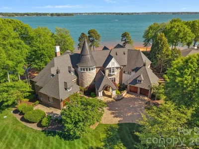One of Lake Norman's Finest Waterfront Estates Returns to the Market for $9.3 Million 1 One of Lake Normans Finest Waterfront Estates at 109 Conway Ct Mooresville NC 3