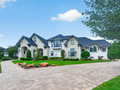 $4.25 Million Willowcreek Ranch Estate Delivers Resort-Style Living on Two Private Acres Near Houston 1 Willowcreek Ranch Estate at 2 Texas Dandy Dr Tomball TX 46