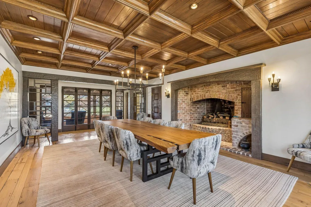 A $18.5 Million Texas Estate Was Taken Apart, Moved and Rebuilt—And Its Story Goes Back to a Dallas Publishing Dynasty 6 1 Paigebrooke Westlake TX 7626209