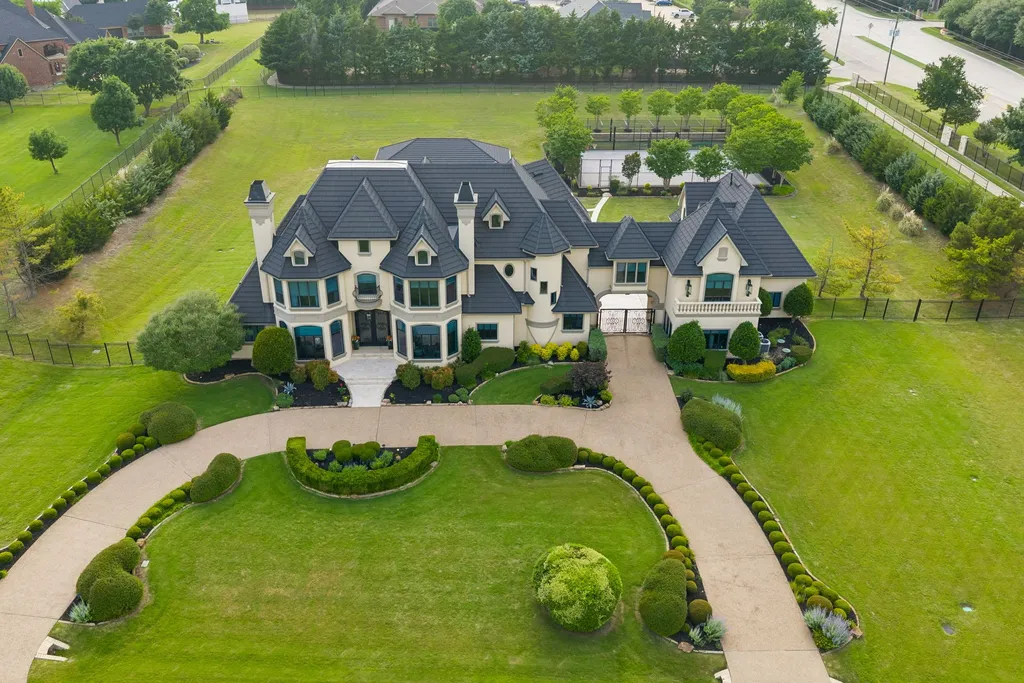 A $4 Million Texas Estate Has a 12-Person Bunker Hidden Beneath Its Resort-Style Backyard 1 1091 Broadmoor Ln Prosper TX 7507801