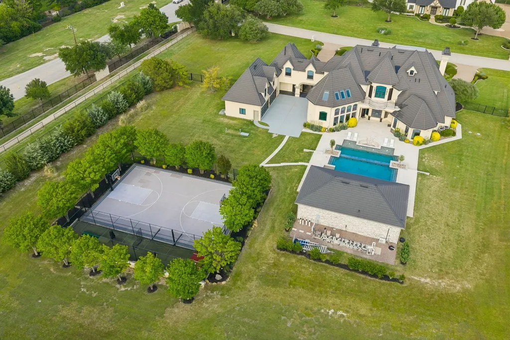 A $4 Million Texas Estate Has a 12-Person Bunker Hidden Beneath Its Resort-Style Backyard 15 1091 Broadmoor Ln Prosper TX 7507802