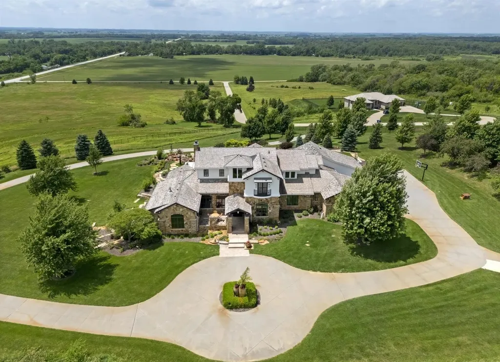 Nearly 60 Acres, Two Garages and a Private Water Park: This $5.98 Million Nebraska Estate Goes Big on Everything 21 13401 N 240th St Valley NE 6806486