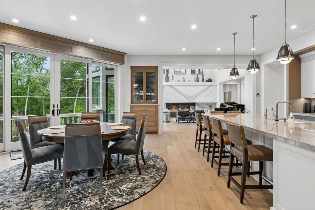 This $8.995 Million Minnesota Estate Has 600 Acres of Protected Wilderness as Its Next-Door Neighbor 11 14 Cherrywood Cir North Oaks MN 20