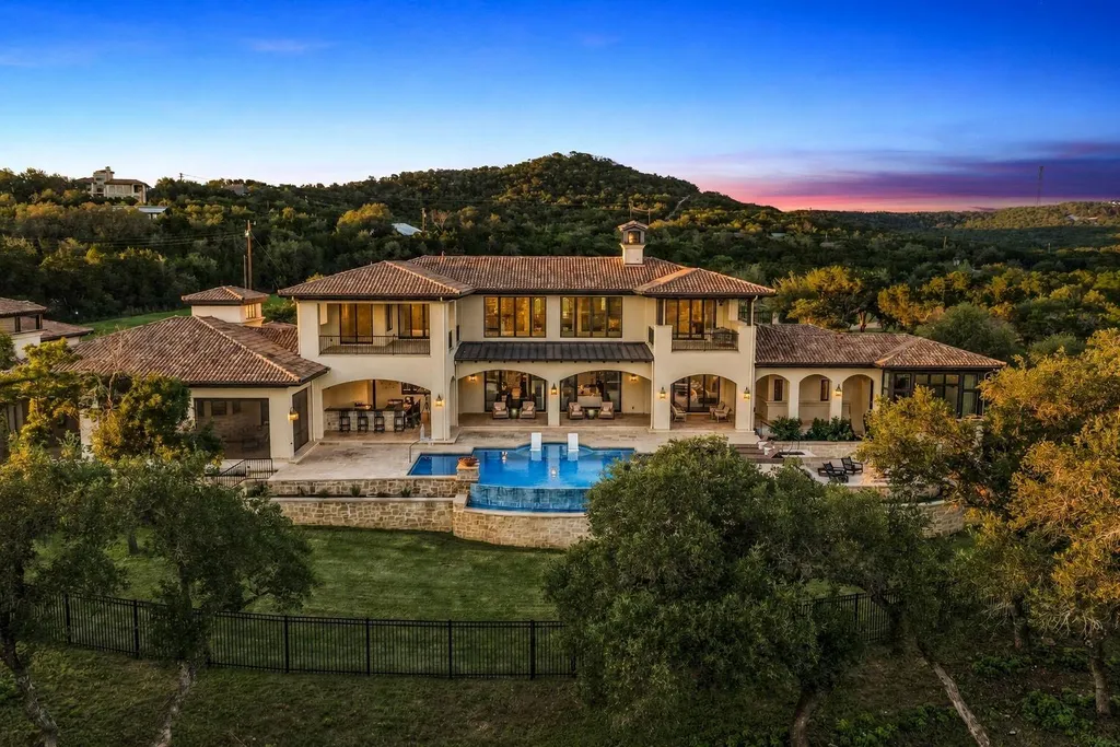 This $11.995 Million Texas Estate Has 22 Acres on Lake Travis—and Its Own Vineyard, Waterfall and Pontoon Boat 1 15201 Fm 2769 Volente TX 7864102