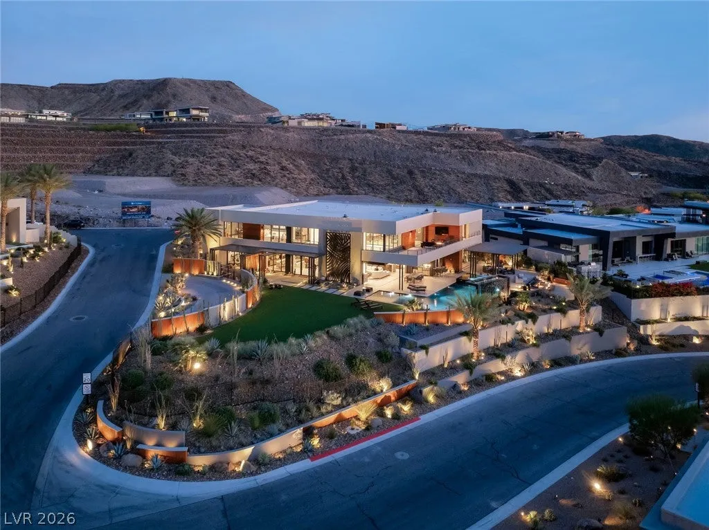 There’s Only One: Blue Heron’s Singular Elio Estate Hits the Market for $11.85 Million 1 1538 Dragon Crest Ave Henderson NV 8901203