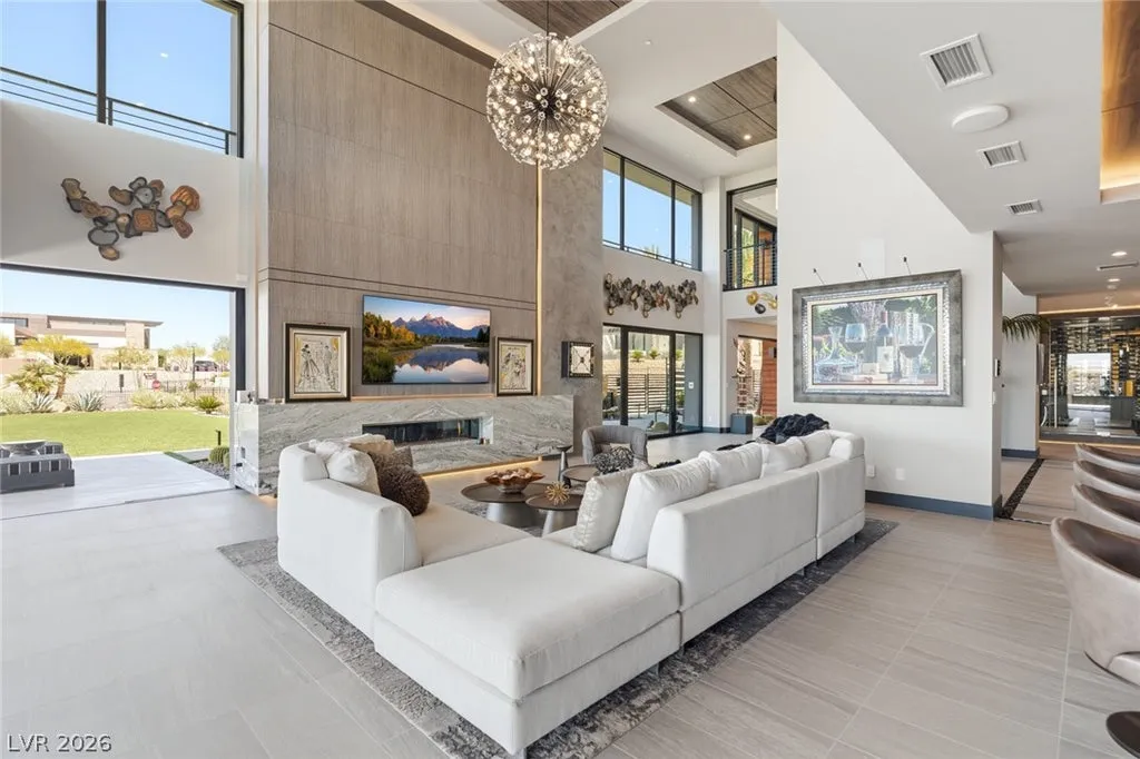 There’s Only One: Blue Heron’s Singular Elio Estate Hits the Market for $11.85 Million 4 1538 Dragon Crest Ave Henderson NV 8901210