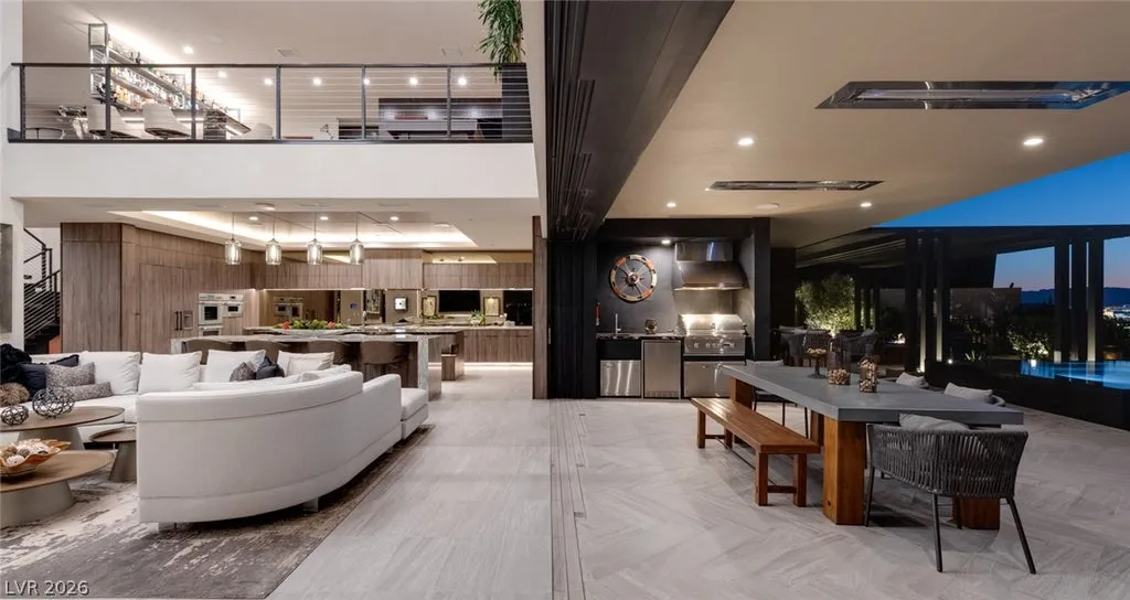 There’s Only One: Blue Heron’s Singular Elio Estate Hits the Market for $11.85 Million 6 1538 Dragon Crest Ave Henderson NV 8901211