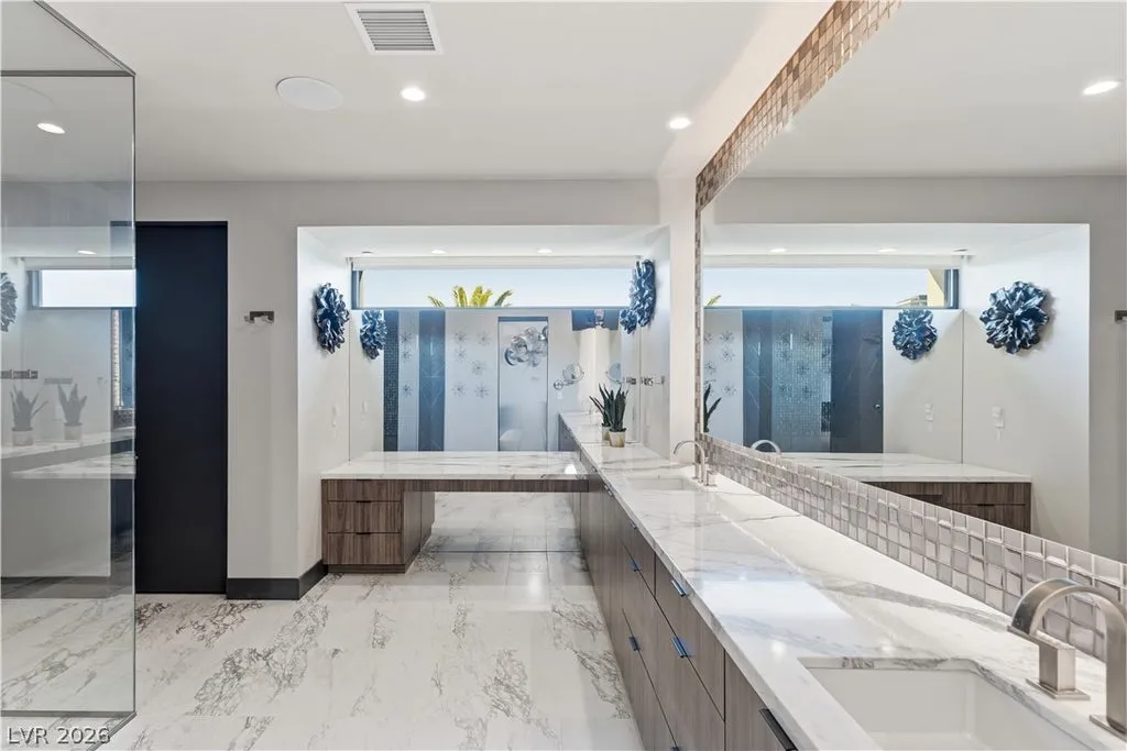 There’s Only One: Blue Heron’s Singular Elio Estate Hits the Market for $11.85 Million 9 1538 Dragon Crest Ave Henderson NV 8901221