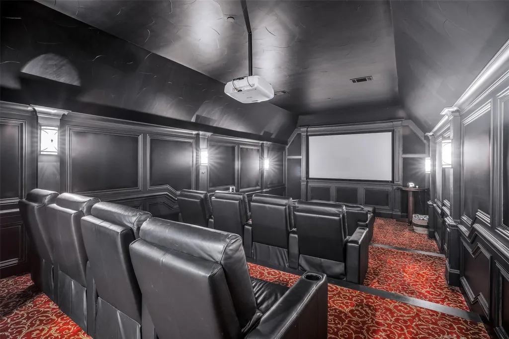 Behind the Gates of This $3.5 Million Texas Estate Is a Six-Car Garage, 400-Bottle Wine Room and Private Sauna 13 1701 Sherburne Dr Keller TX 7626224