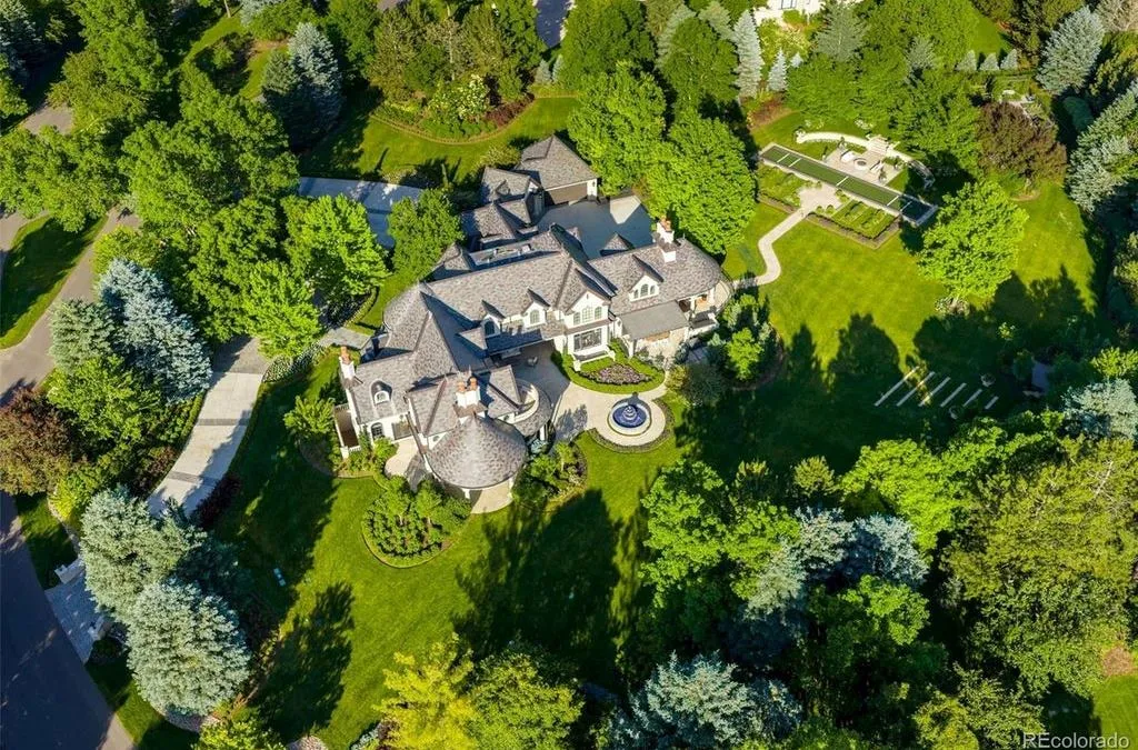 The Kitchen Hood Alone Is a Work of Art in This $10.295 Million Colorado Estate 21 18 Cherry Hills Park Drive Cherry Hills Village CO 8011339