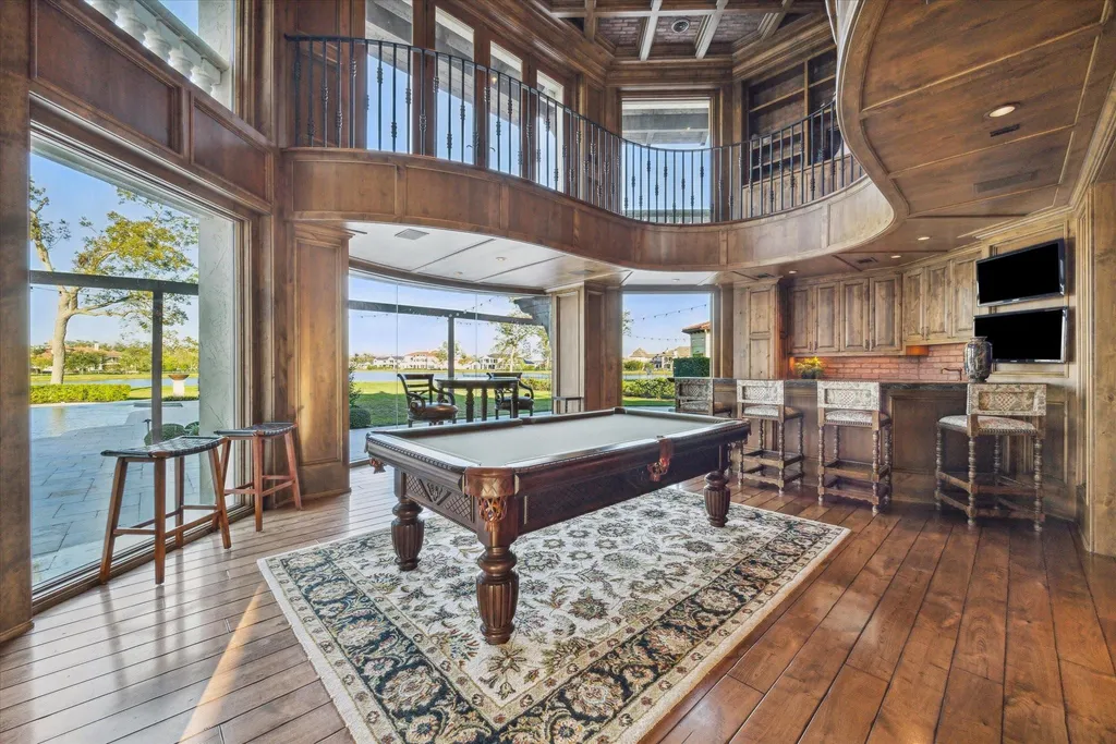 This $5.499 Million Texas Estate Turns Its Backyard Into a Five-Star Resort With an Infinity Pool and Sunken Fire Lounge 8 24 Sovereign Cir Richmond TX 7746916