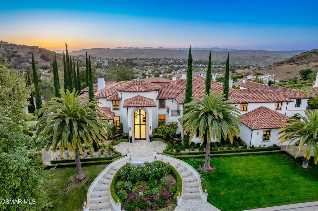 This $15.995 Million Calabasas Estate Has a Two-Lane Bowling Alley in a Building of Its Own 3 25201 Prado Del Misterio Calabasas CA 9130204