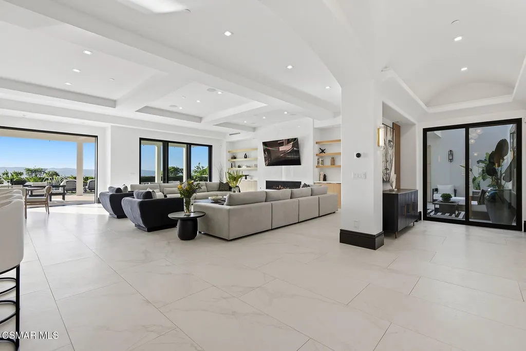 This $15.995 Million Calabasas Estate Has a Two-Lane Bowling Alley in a Building of Its Own 4 25201 Prado Del Misterio Calabasas CA 9130215