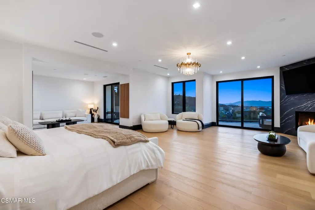 This $15.995 Million Calabasas Estate Has a Two-Lane Bowling Alley in a Building of Its Own 15 25201 Prado Del Misterio Calabasas CA 9130233