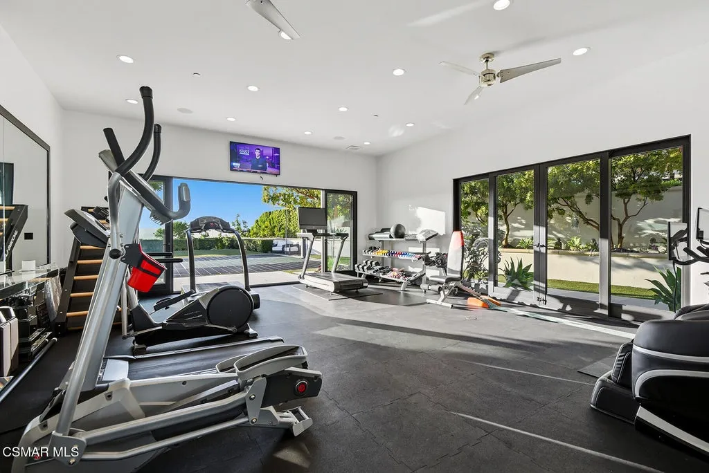 This $15.995 Million Calabasas Estate Has a Two-Lane Bowling Alley in a Building of Its Own 14 25201 Prado Del Misterio Calabasas CA 9130246