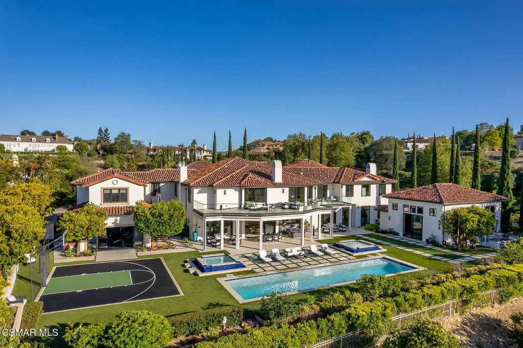 This $15.995 Million Calabasas Estate Has a Two-Lane Bowling Alley in a Building of Its Own 21 25201 Prado Del Misterio Calabasas CA 9130261