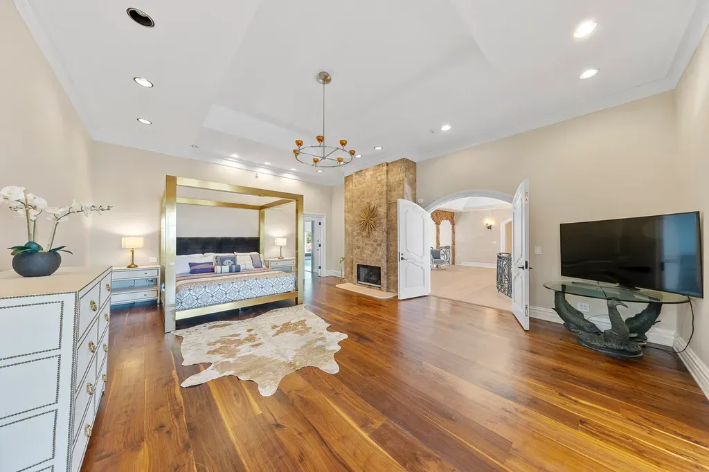 This $6.88 Million New Jersey Mansion Has a Recording Studio—and Manhattan Is Just Eight Miles Away 11 26 primary boss suite at 142 Hoover dr in Cresskill NJ Proper 1
