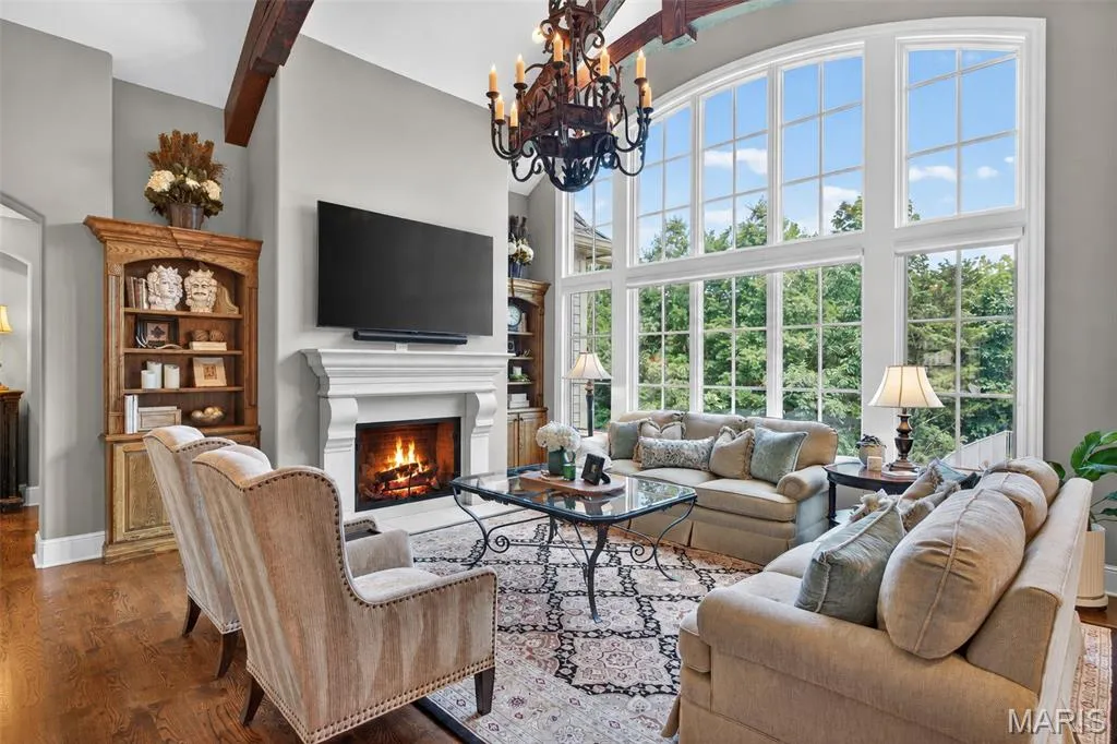 This $5.9 Million Missouri Estate Has Garage Space for 10 Cars—and 12.58 Acres Backing to a Park 7 262 Dietrich Rd Ballwin MO 6302118