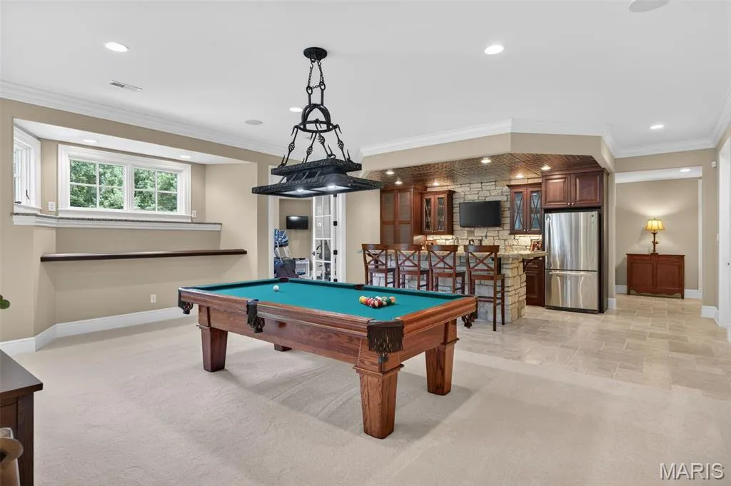 This $5.9 Million Missouri Estate Has Garage Space for 10 Cars—and 12.58 Acres Backing to a Park 15 262 Dietrich Rd Ballwin MO 6302158