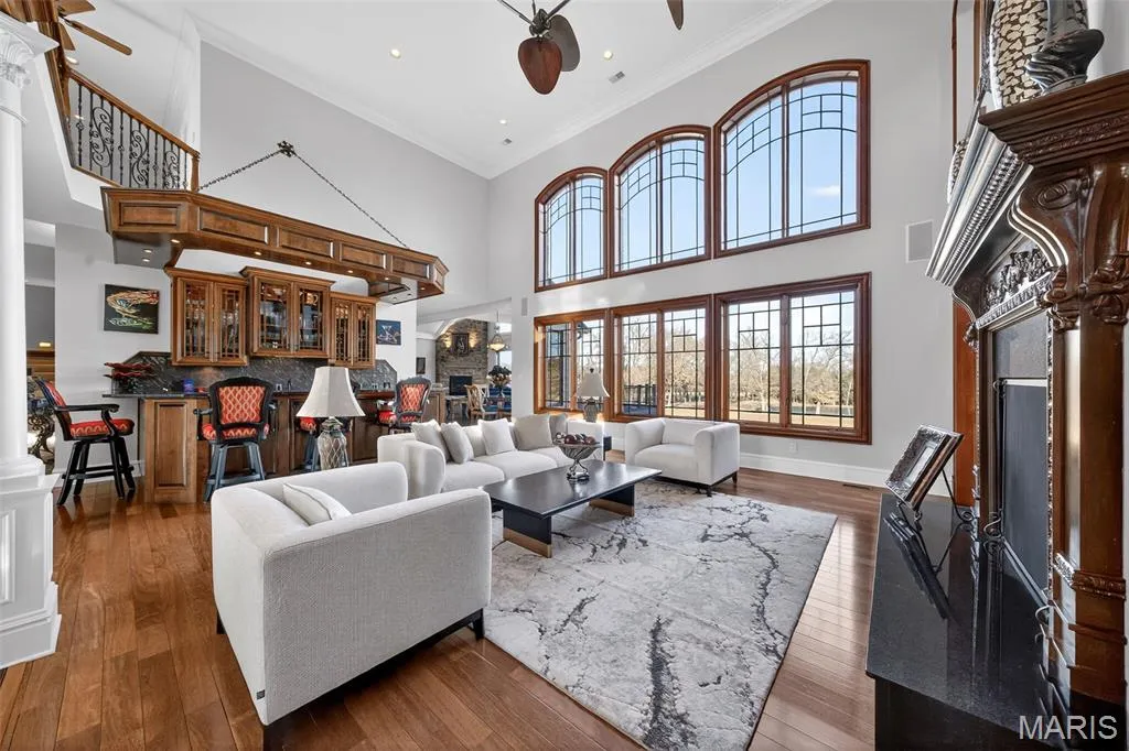 This $4 Million Missouri Estate Has Three Bodies of Water—and a Carriage House Big Enough for Another Life 5 27499 Franklin Rd Wright City MO 6339024