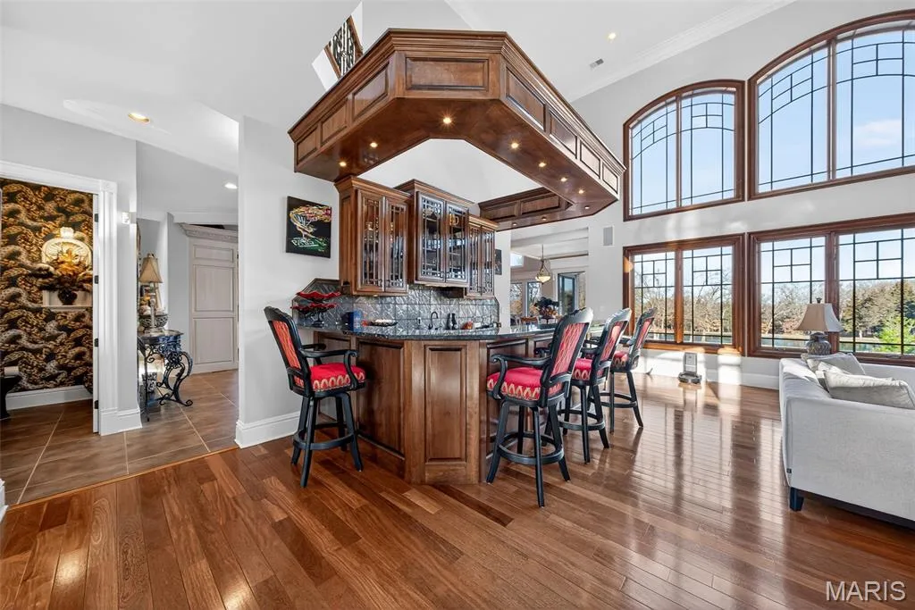 This $4 Million Missouri Estate Has Three Bodies of Water—and a Carriage House Big Enough for Another Life 7 27499 Franklin Rd Wright City MO 6339025