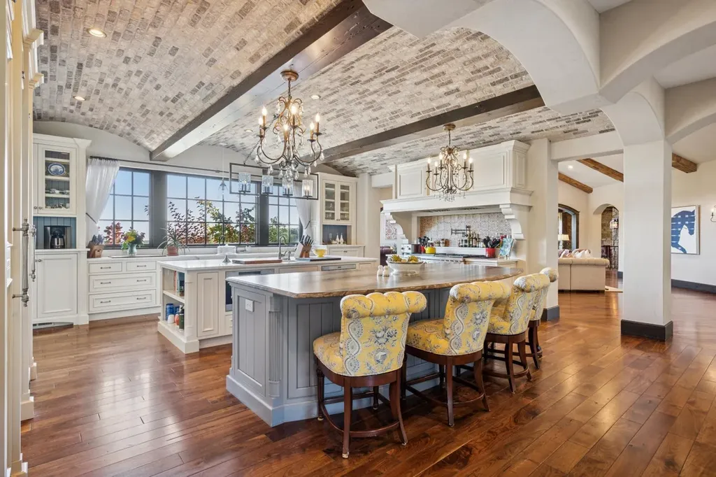 $12 Million Lake Superior Estate Brings Tuscan Grandeur to One of Minnesota's Most Extraordinary Waterfront Settings 8 2824 Jean Duluth Rd Duluth MN 5580410