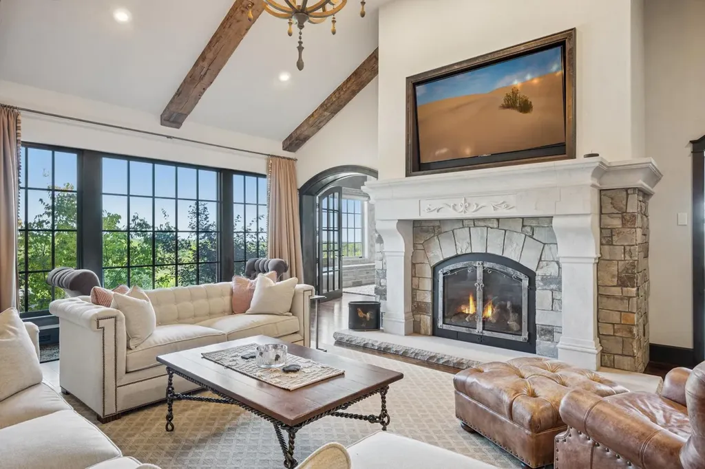 $12 Million Lake Superior Estate Brings Tuscan Grandeur to One of Minnesota's Most Extraordinary Waterfront Settings 7 2824 Jean Duluth Rd Duluth MN 5580419