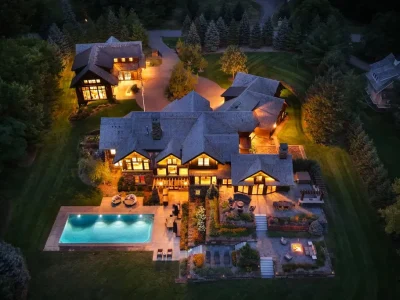 A $13.9 Million Lake Minnetonka Estate Comes With Two Houses—and a Tunnel Between Them 1 A $13.9 Million Lake Minnetonka Estate Comes With Two Houses—and a Tunnel Between Them