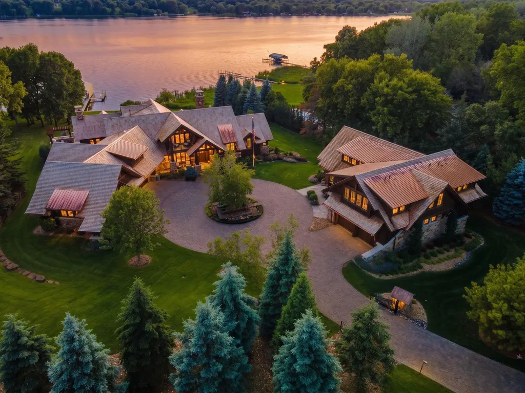 A $13.9 Million Lake Minnetonka Estate Comes With Two Houses—and a Tunnel Between Them 2 475 Oxford Rd Long Lake MN 5535605