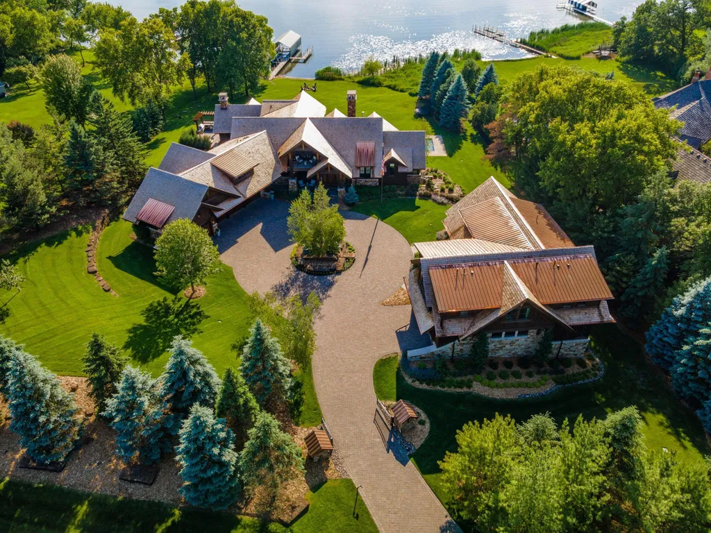 A $13.9 Million Lake Minnetonka Estate Comes With Two Houses—and a Tunnel Between Them 4 475 Oxford Rd Long Lake MN 5535658