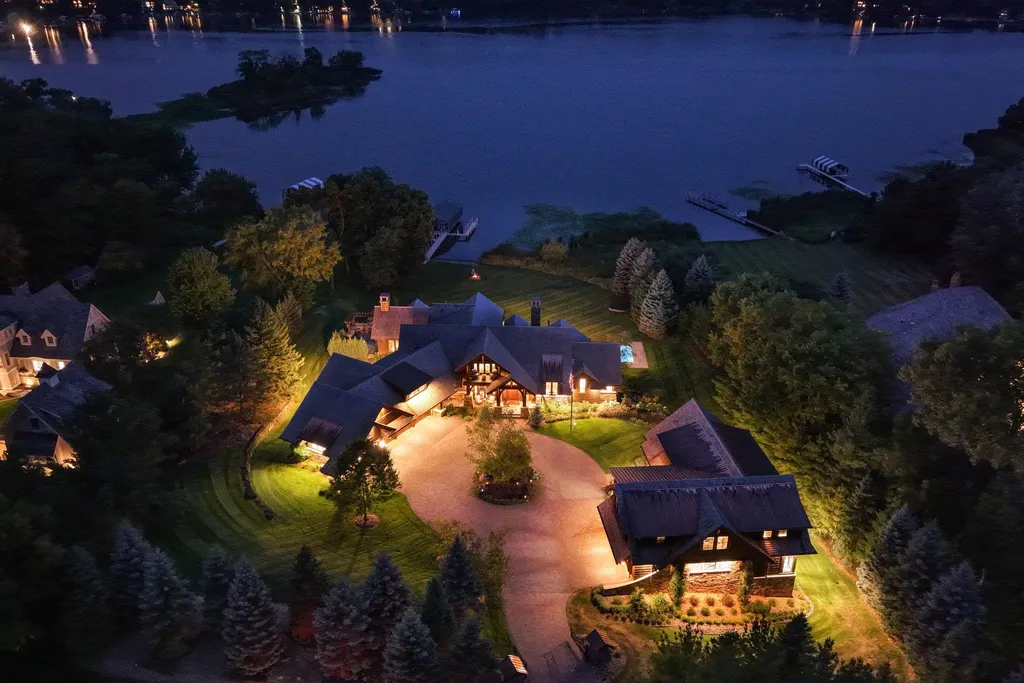 A $13.9 Million Lake Minnetonka Estate Comes With Two Houses—and a Tunnel Between Them 31 475 Oxford Rd Long Lake MN 5535685