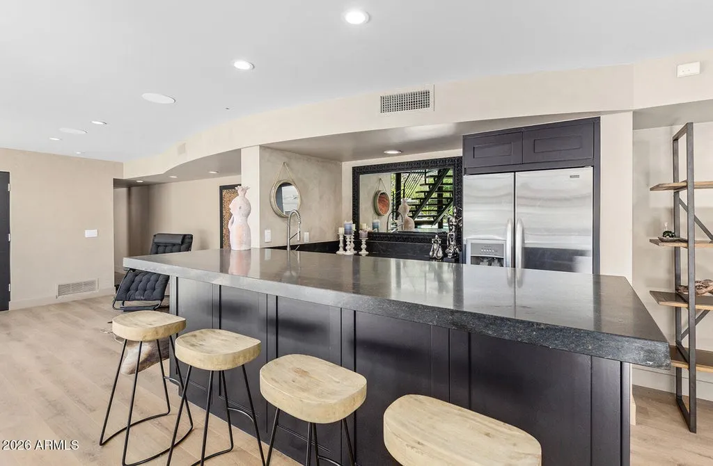 A $9.3 Million Phoenix Estate Sits on Nearly 2 Acres at the Foot of Camelback Mountain 15 5040 N ARCADIA Drive Phoenix AZ 8501850