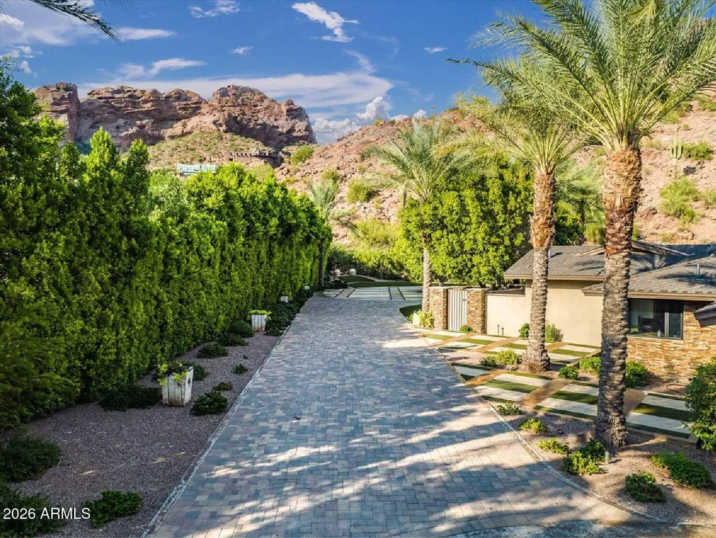 A $9.3 Million Phoenix Estate Sits on Nearly 2 Acres at the Foot of Camelback Mountain 4 5040 N ARCADIA Drive Phoenix AZ 8501852