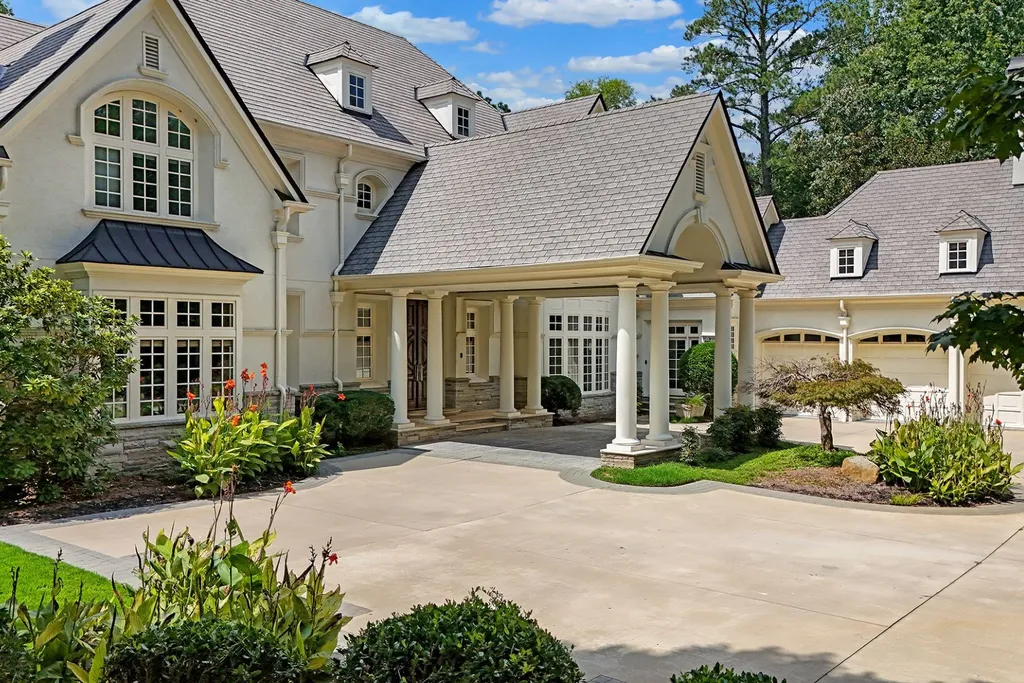 Behind This $3.4 Million Atlanta-Area Estate Is Something Only 14 Homes in the Community Can Claim 5 510 Covington Cv Johns Creek GA 3002247