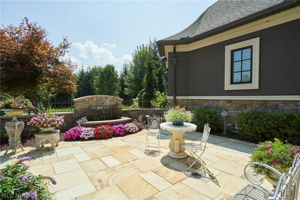 This $3.9 Million Ohio Estate Has a Room Just for Handbags—and a Backyard Built Around Waterfalls 13 520 Arbor Falls Dr Wadsworth OH 4428106