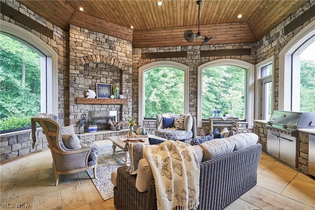 This $3.9 Million Ohio Estate Has a Room Just for Handbags—and a Backyard Built Around Waterfalls 9 520 Arbor Falls Dr Wadsworth OH 4428122