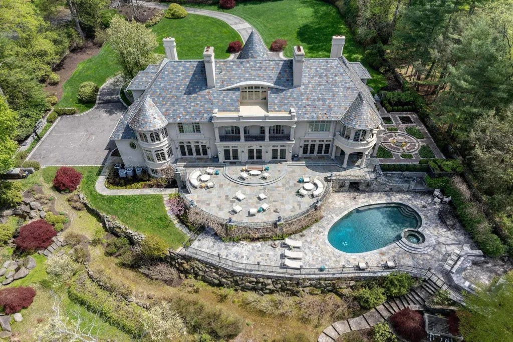 Behind the Gates of This $12.1 Million Greenwich Manor, a Four-Story Interior Gives Way to a Brookside Resort 2 524 Lake Ave Greenwich CT 0683038