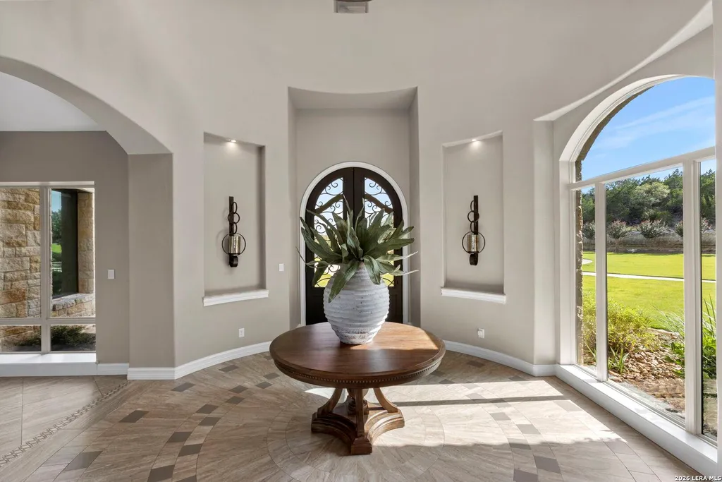 $9.9 Million Boerne Estate Offers 46 Acres of Unrestricted Texas Hill Country Living Beside Cordillera Ranch 5 5528 La Crescenta Rancho Santa Fe CA 9209108