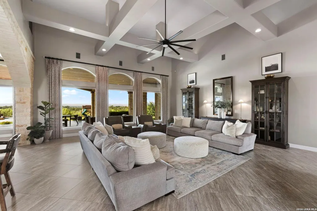 $9.9 Million Boerne Estate Offers 46 Acres of Unrestricted Texas Hill Country Living Beside Cordillera Ranch 6 5528 La Crescenta Rancho Santa Fe CA 9209109
