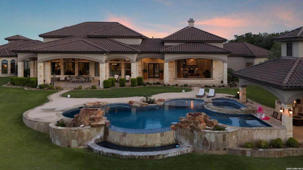 $9.9 Million Boerne Estate Offers 46 Acres of Unrestricted Texas Hill Country Living Beside Cordillera Ranch 18 5528 La Crescenta Rancho Santa Fe CA 9209151