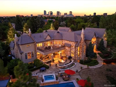 This $12 Million Colorado Estate Has a Second House With Its Own Garage—And That’s Only One of the Guest Options 1 This $12 Million Colorado Estate Has a Second House With Its Own Garage—And That’s Only One of the Guest Options