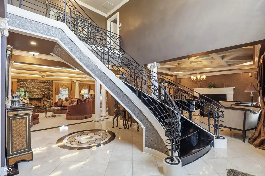 For $5.75 Million, This Indiana Country Estate Comes With Two Pools, a Horse Barn and Room for Eight Cars 5 6158 State Road 144 Greenwood IN 46143006