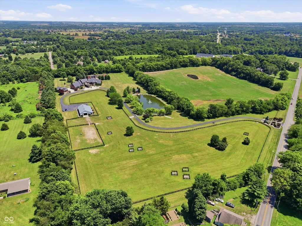For $5.75 Million, This Indiana Country Estate Comes With Two Pools, a Horse Barn and Room for Eight Cars 26 6158 State Road 144 Greenwood IN 46143176